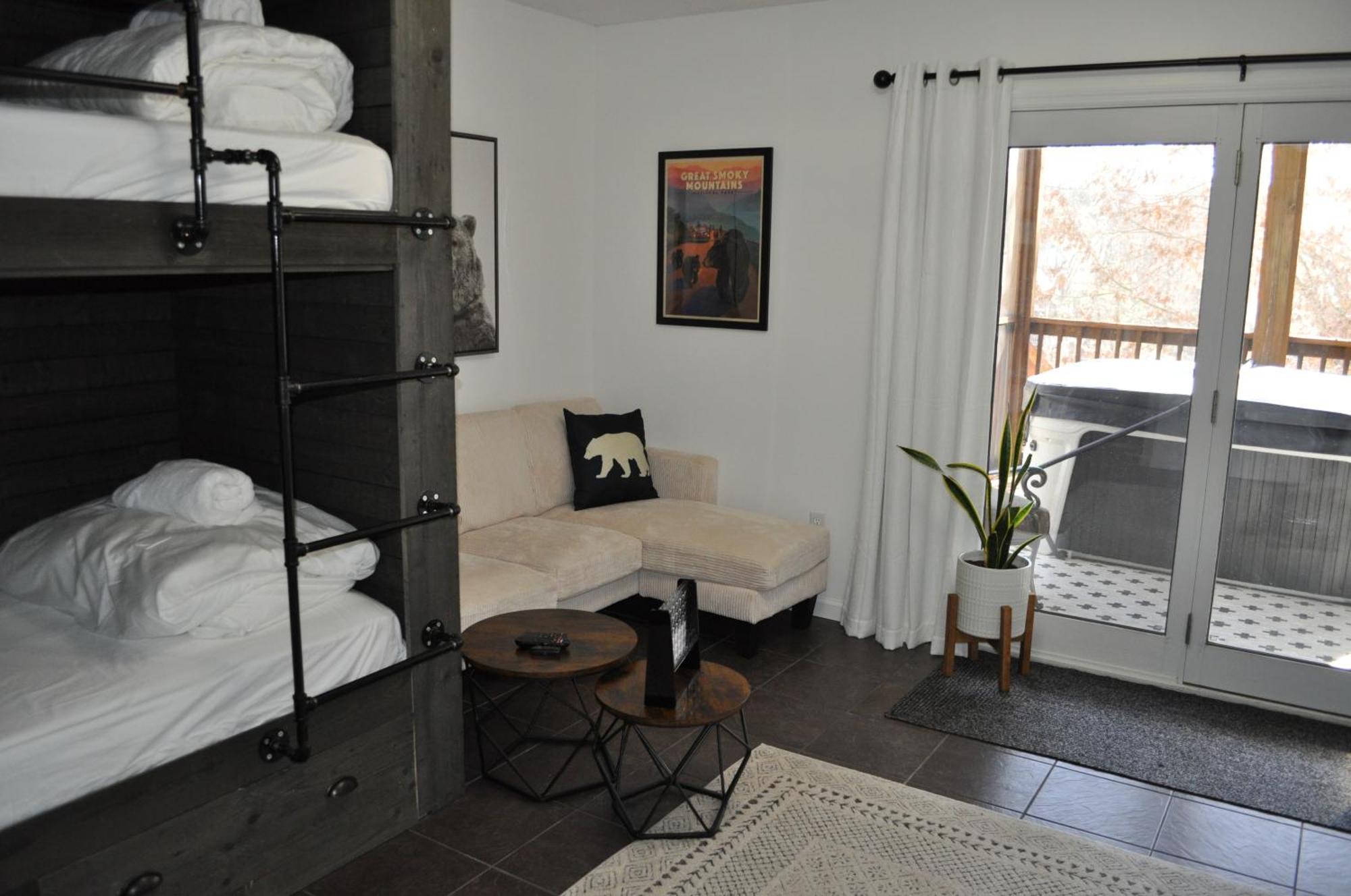 Relax At Forge Chalet Tranquil Retreat Near Attractions Pigeon Forge Luaran gambar